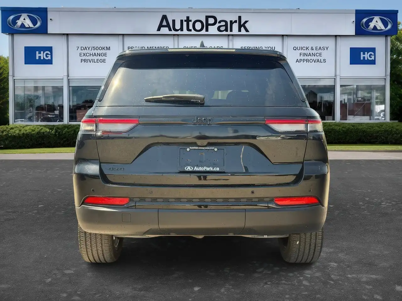 Jeep Grand Cherokee снимка Jeep Grand Cherokee