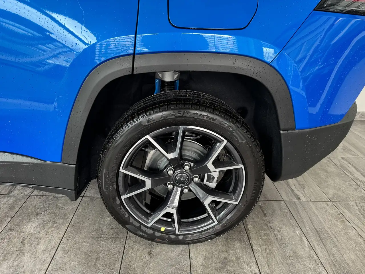 Jeep Cherokee снимка Jeep Cherokee