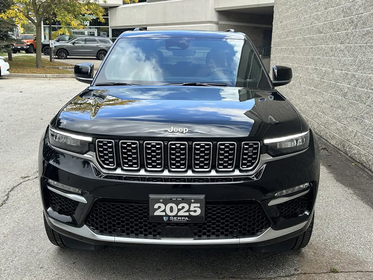 Jeep Grand Cherokee снимка Jeep Grand Cherokee