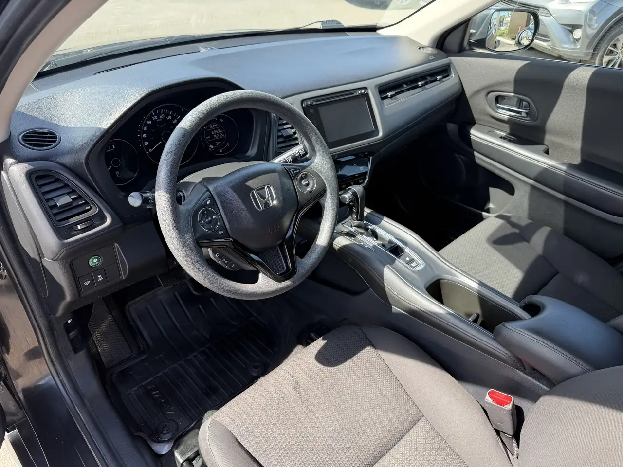 Honda HR-V photo Honda HR-V