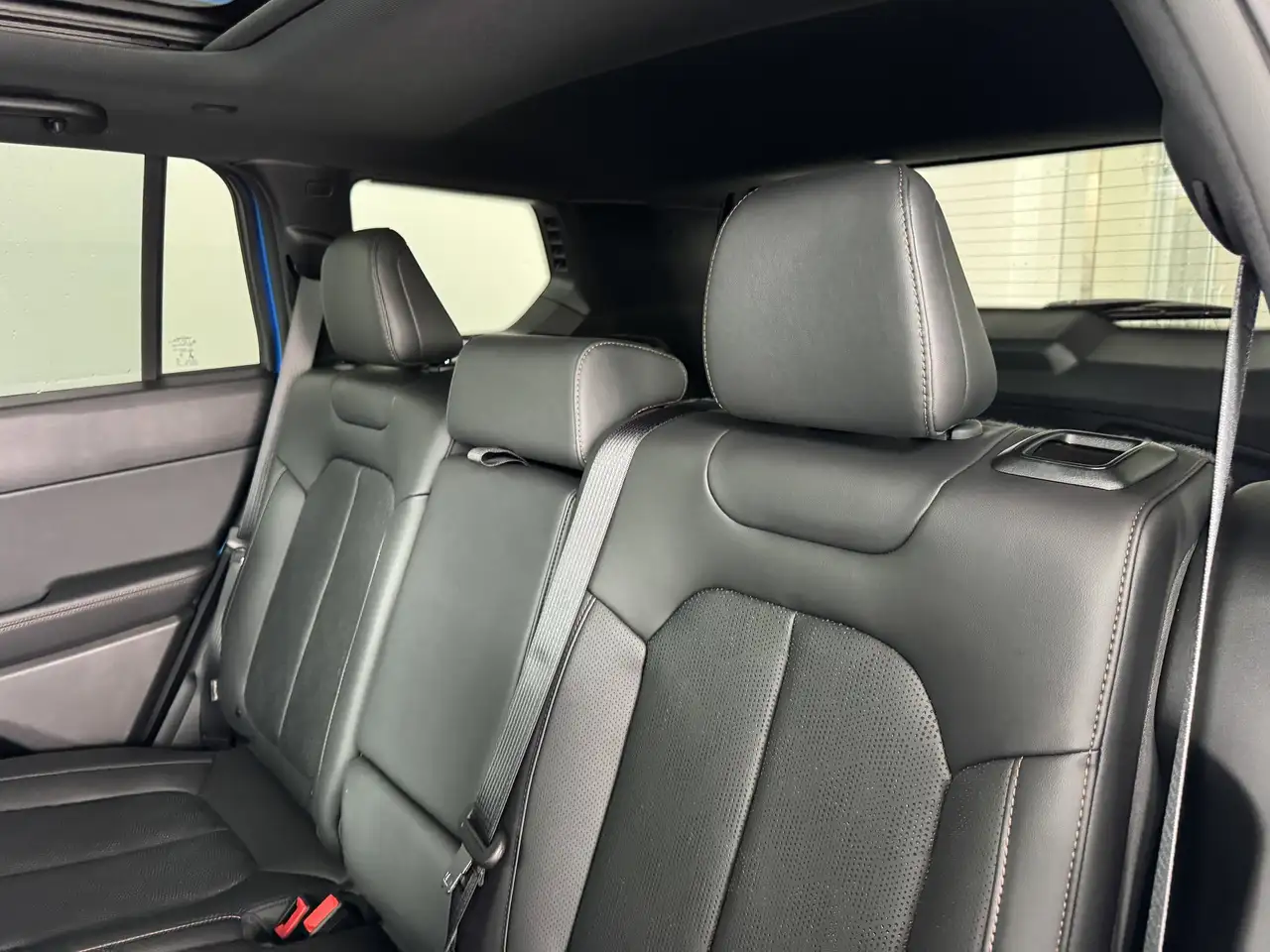 Jeep Cherokee снимка Jeep Cherokee