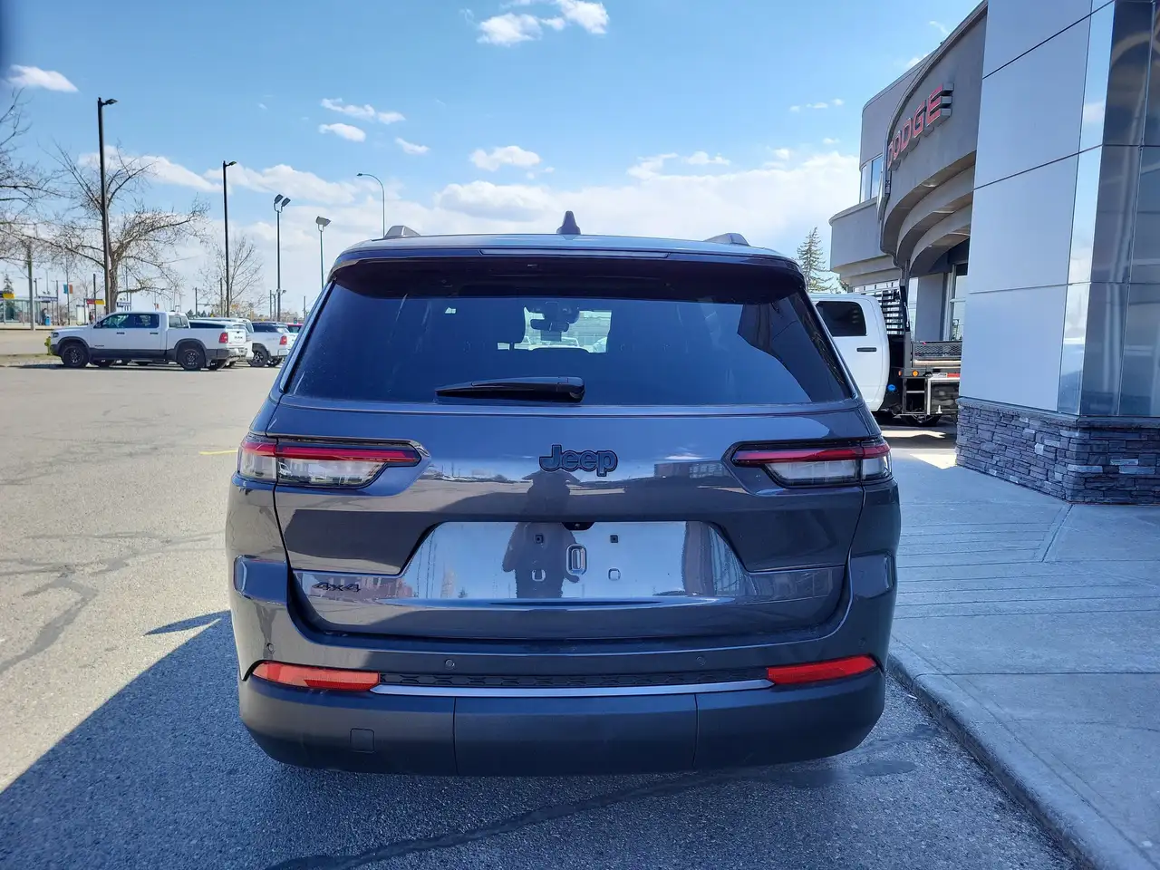 Jeep Grand Cherokee снимка Jeep Grand Cherokee