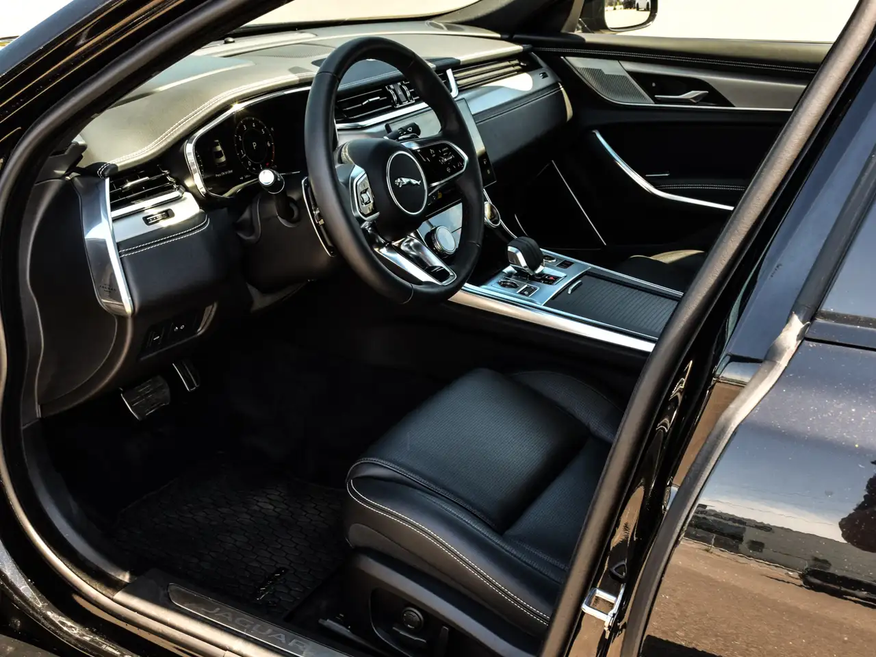 Jaguar XF fotografie Jaguar XF
