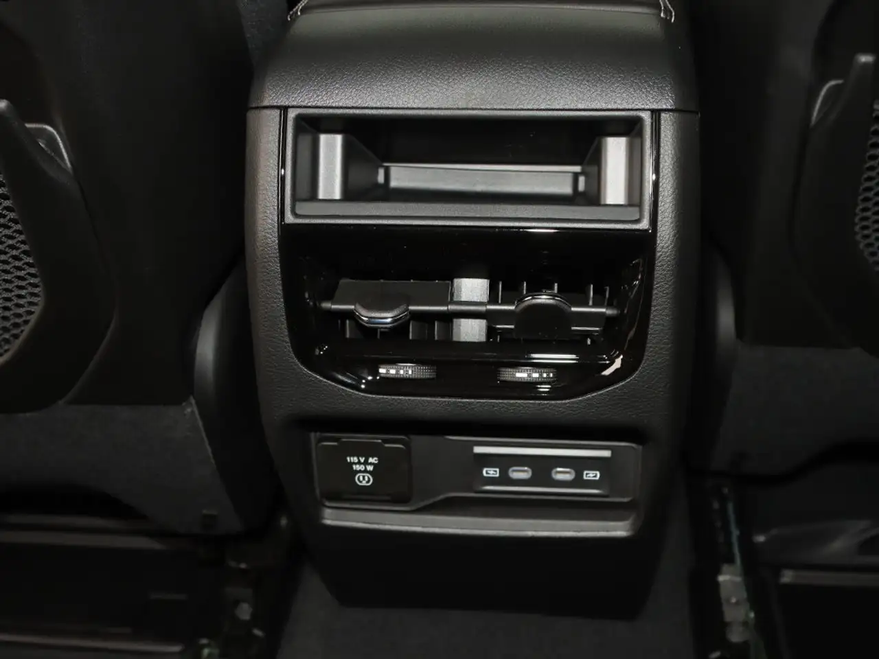 Jeep Grand Cherokee photo Jeep Grand Cherokee