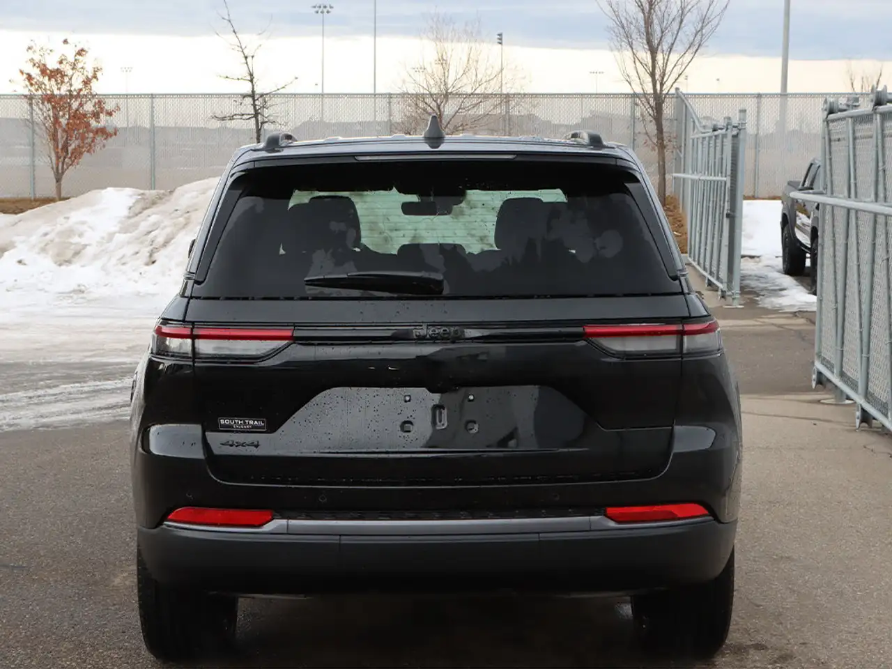 Jeep Grand Cherokee photo Jeep Grand Cherokee
