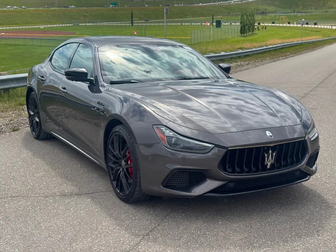 Maserati Ghibli fotografie Maserati Ghibli