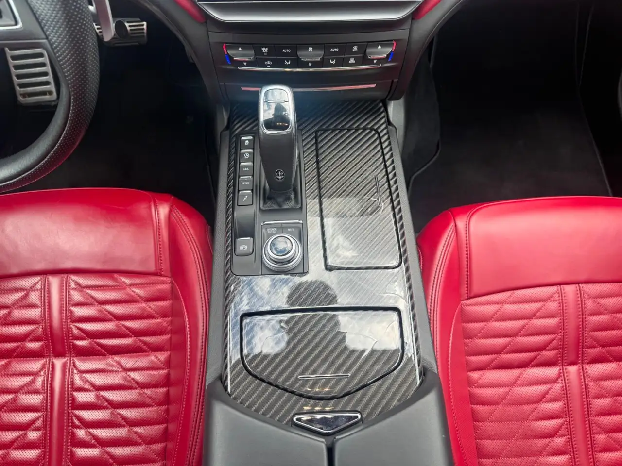 Maserati Ghibli fotografie Maserati Ghibli
