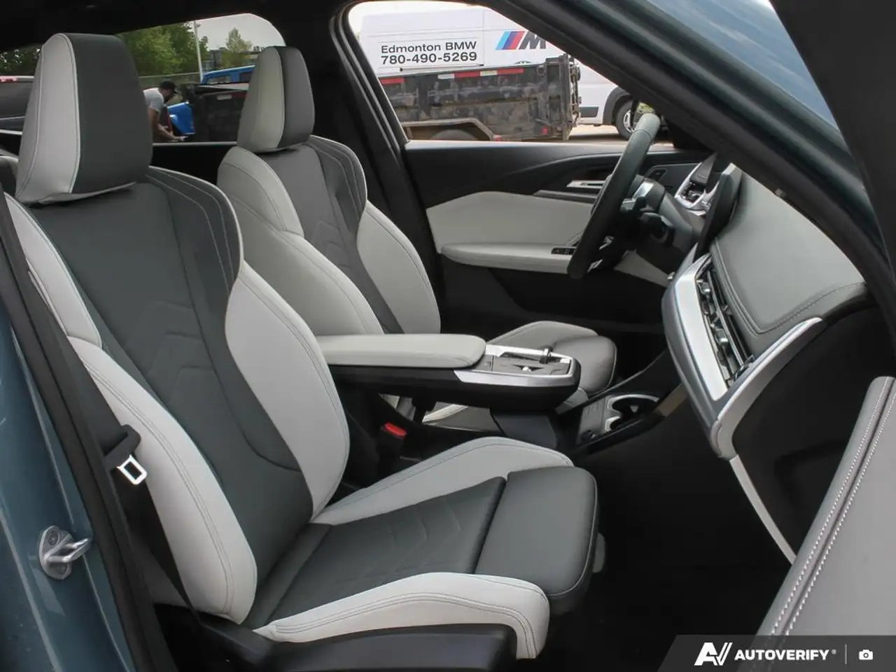 BMW X1 снимка BMW X1