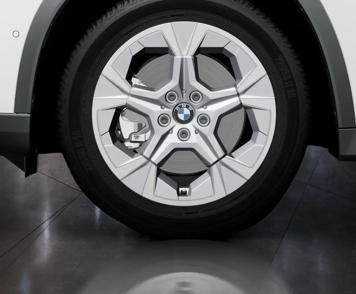BMW X1 снимка BMW X1