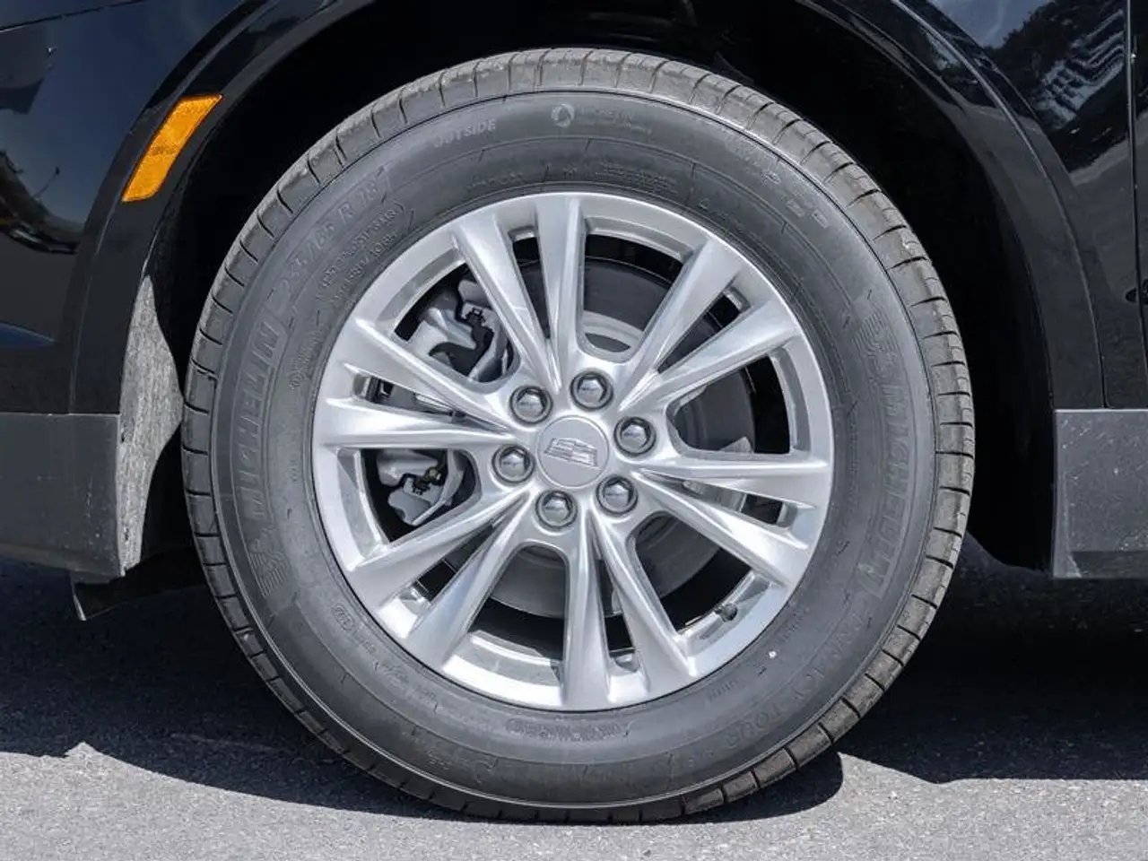 Cadillac XT5 photo Cadillac XT5