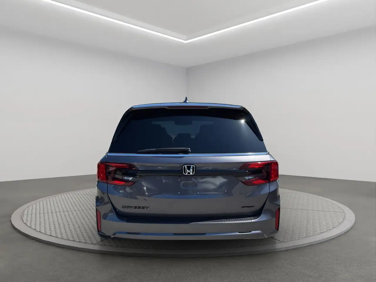 Honda Odyssey снимка Honda Odyssey