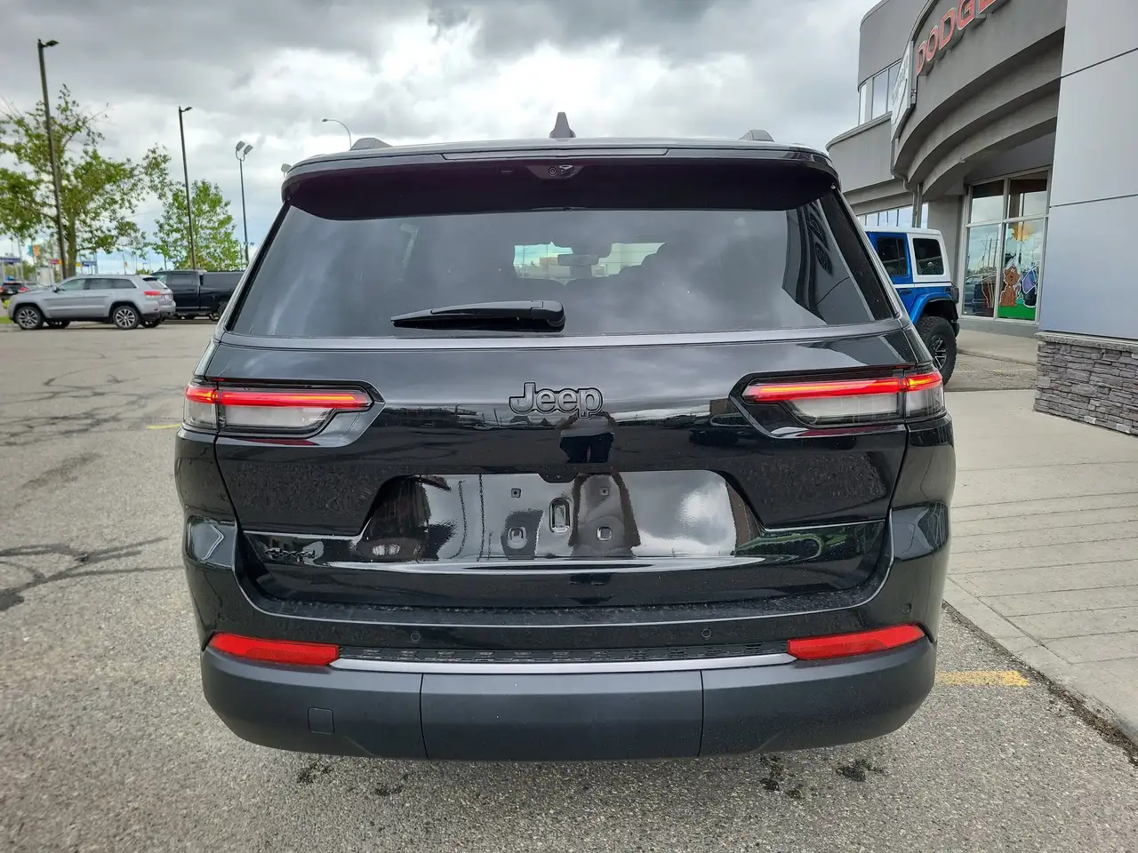 Jeep Grand Cherokee photo Jeep Grand Cherokee