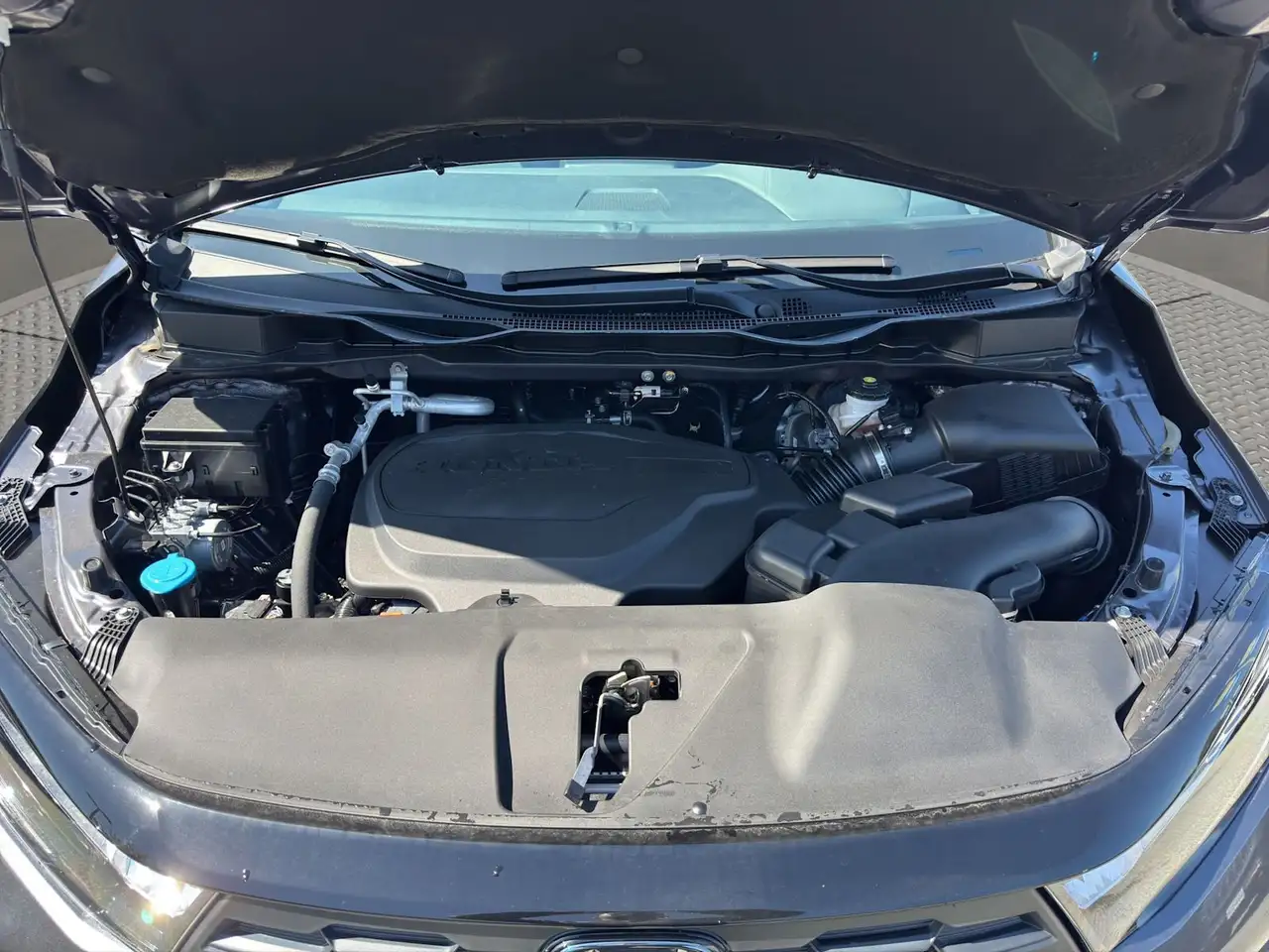 Honda Odyssey снимка Honda Odyssey