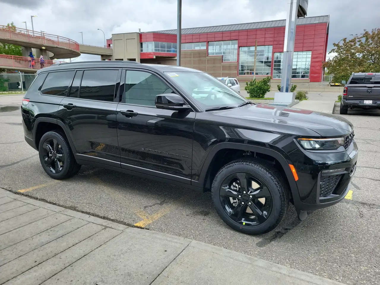 Jeep Grand Cherokee photo Jeep Grand Cherokee