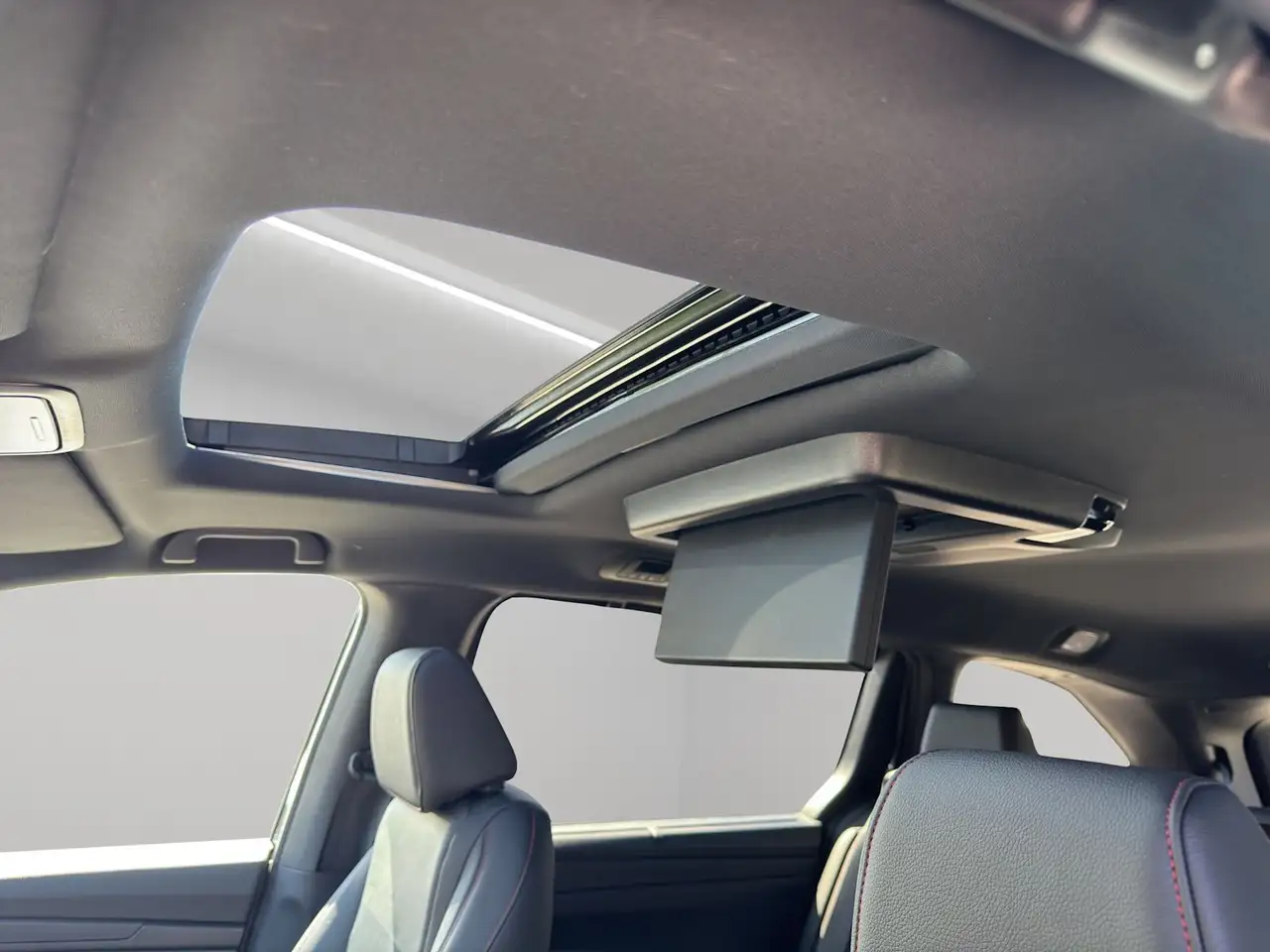 Honda Odyssey снимка Honda Odyssey