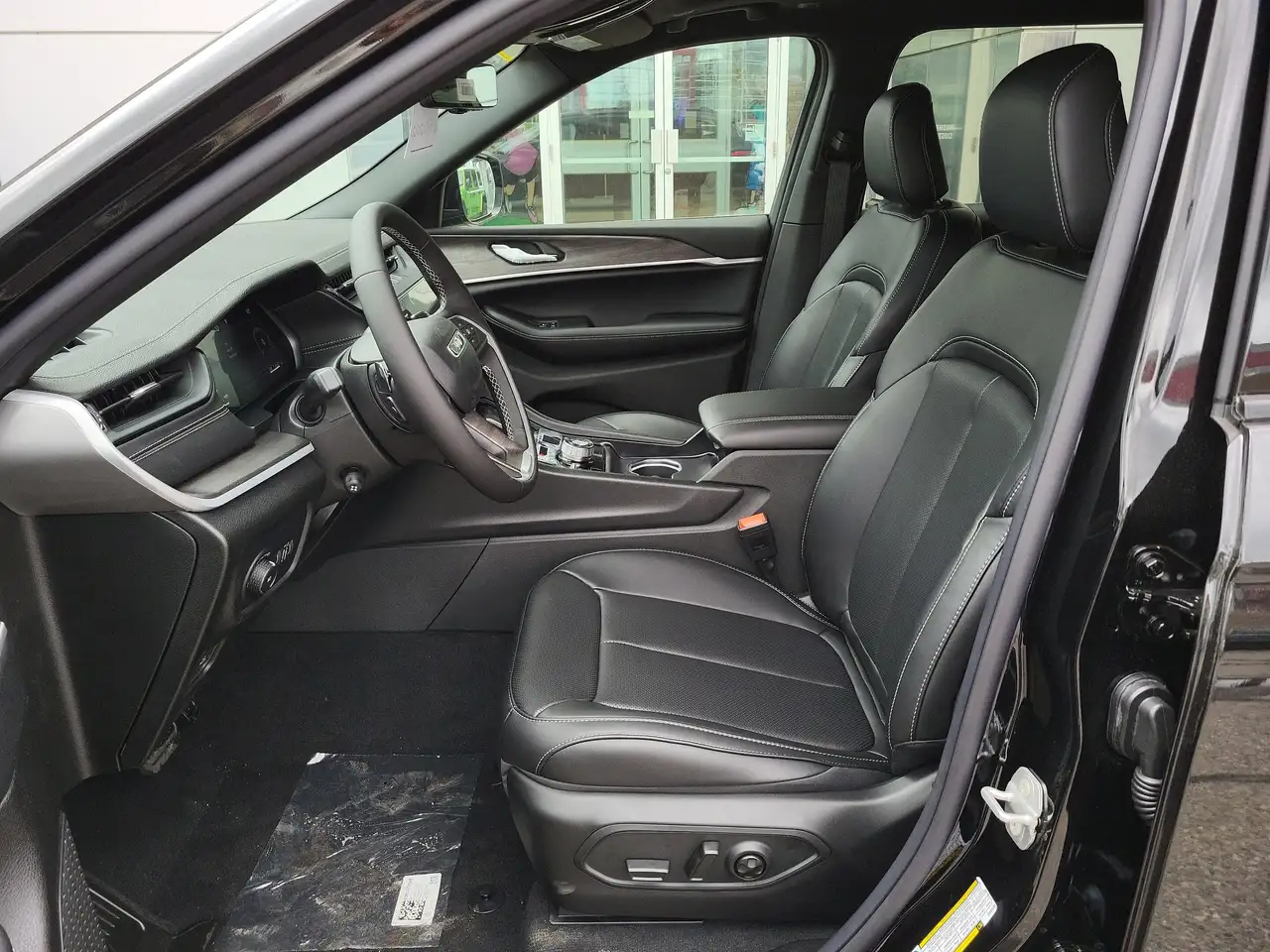 Jeep Grand Cherokee photo Jeep Grand Cherokee
