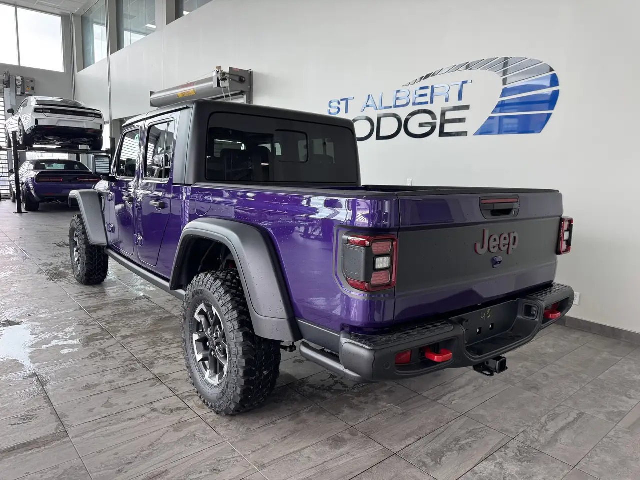 Jeep Gladiator photo Jeep Gladiator