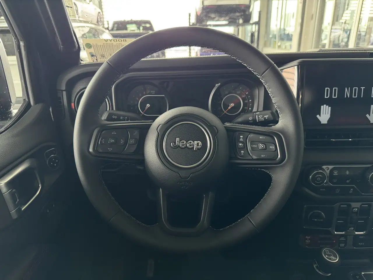 Jeep Gladiator photo Jeep Gladiator