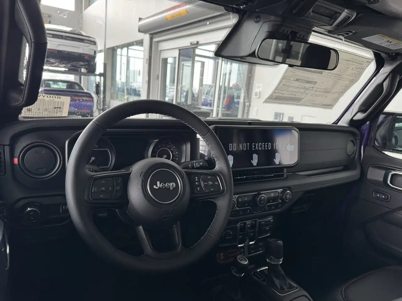 Jeep Gladiator photo Jeep Gladiator