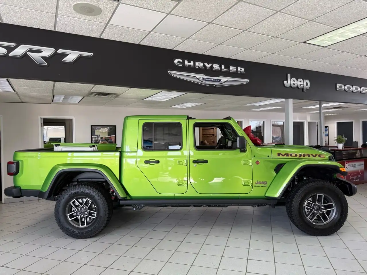 Jeep Gladiator снимка Jeep Gladiator