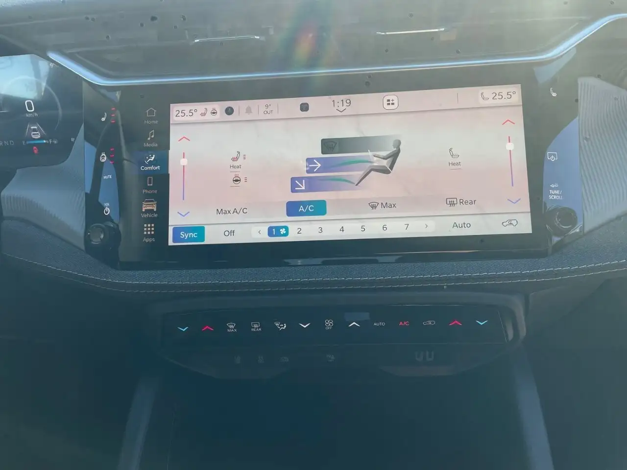 Jeep Cherokee снимка Jeep Cherokee