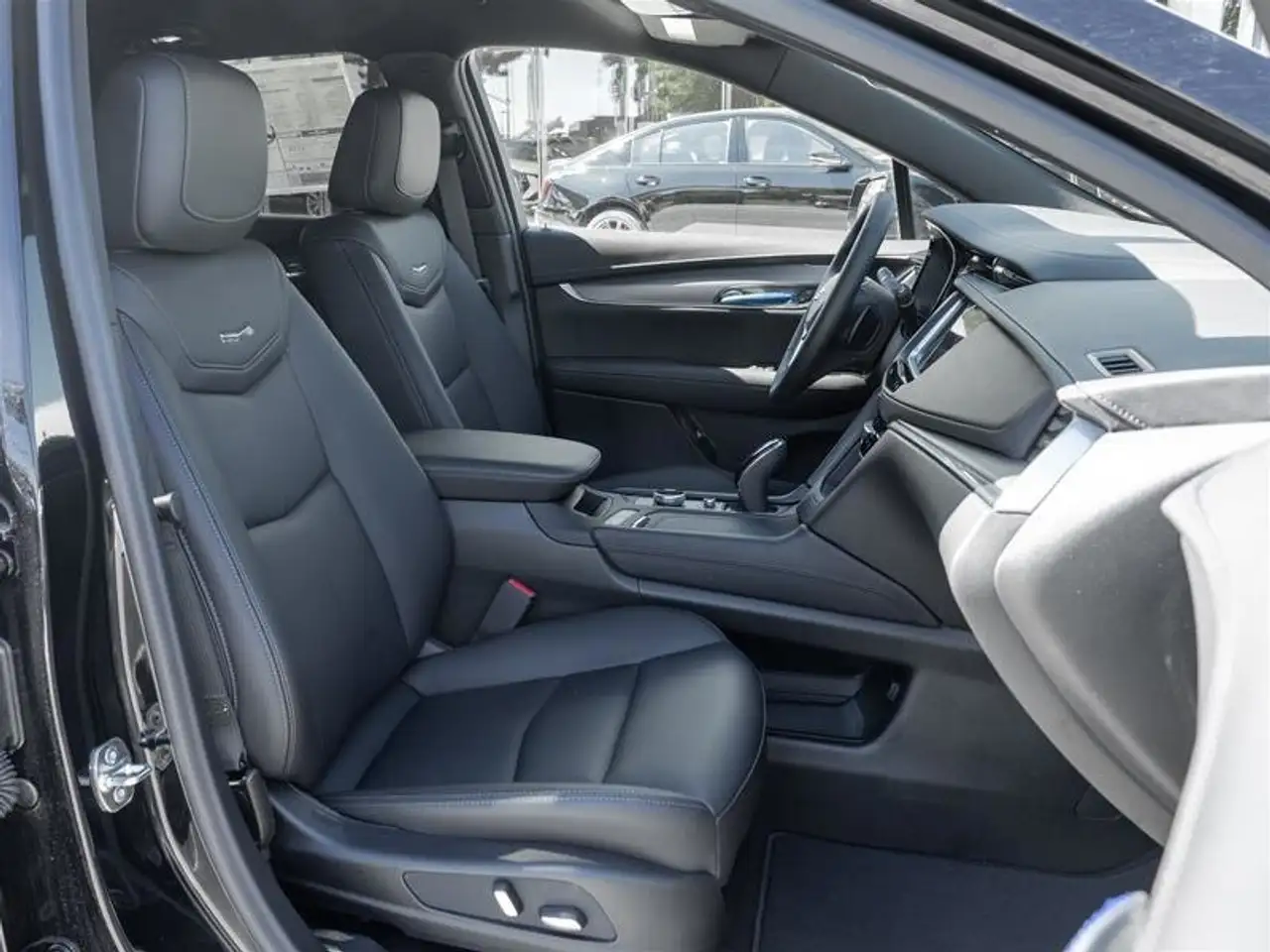 Cadillac XT5 photo Cadillac XT5