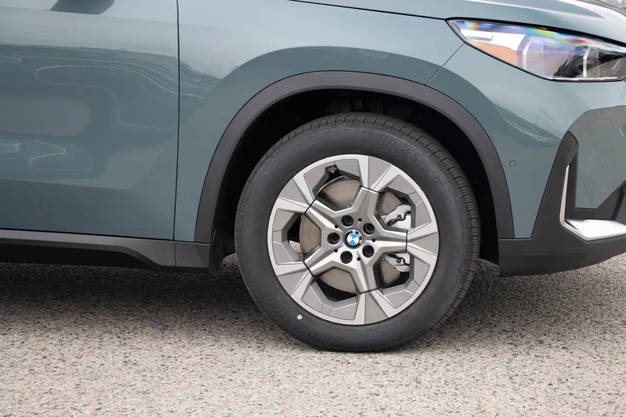 BMW X1 photo BMW X1
