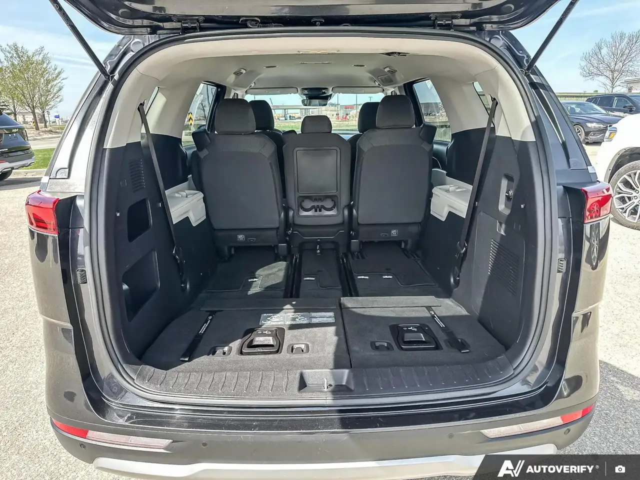 Kia Carnival fotografie Kia Carnival