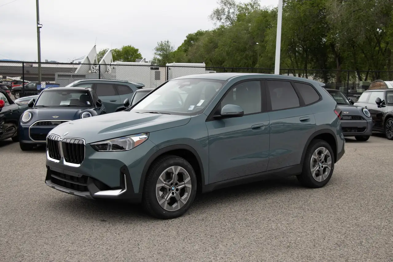 BMW X1 photo BMW X1
