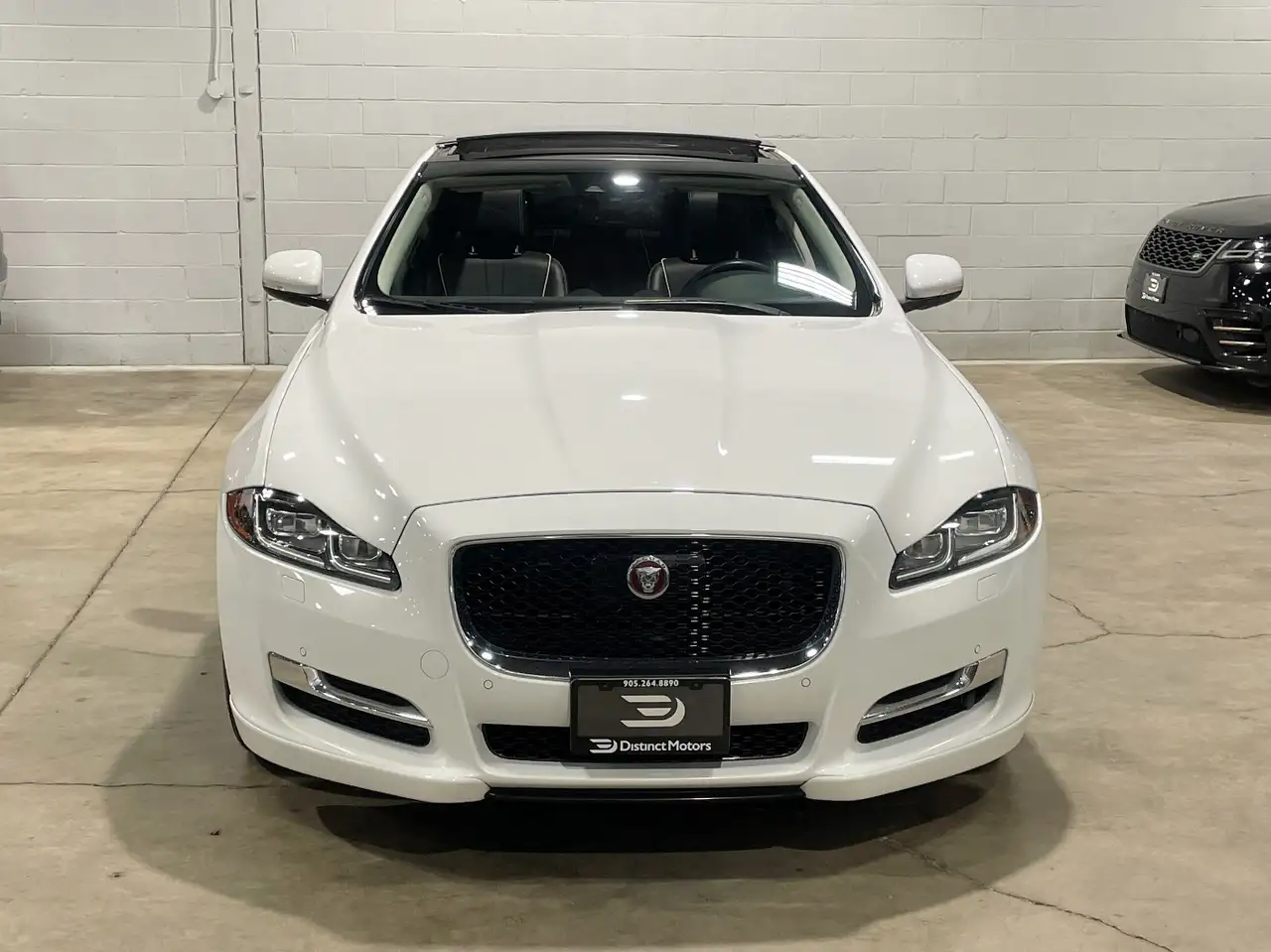 Jaguar XJ снимка Jaguar XJ