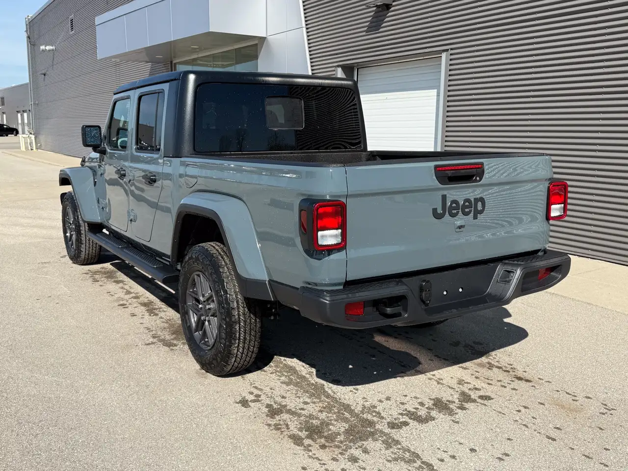 Jeep Gladiator снимка Jeep Gladiator
