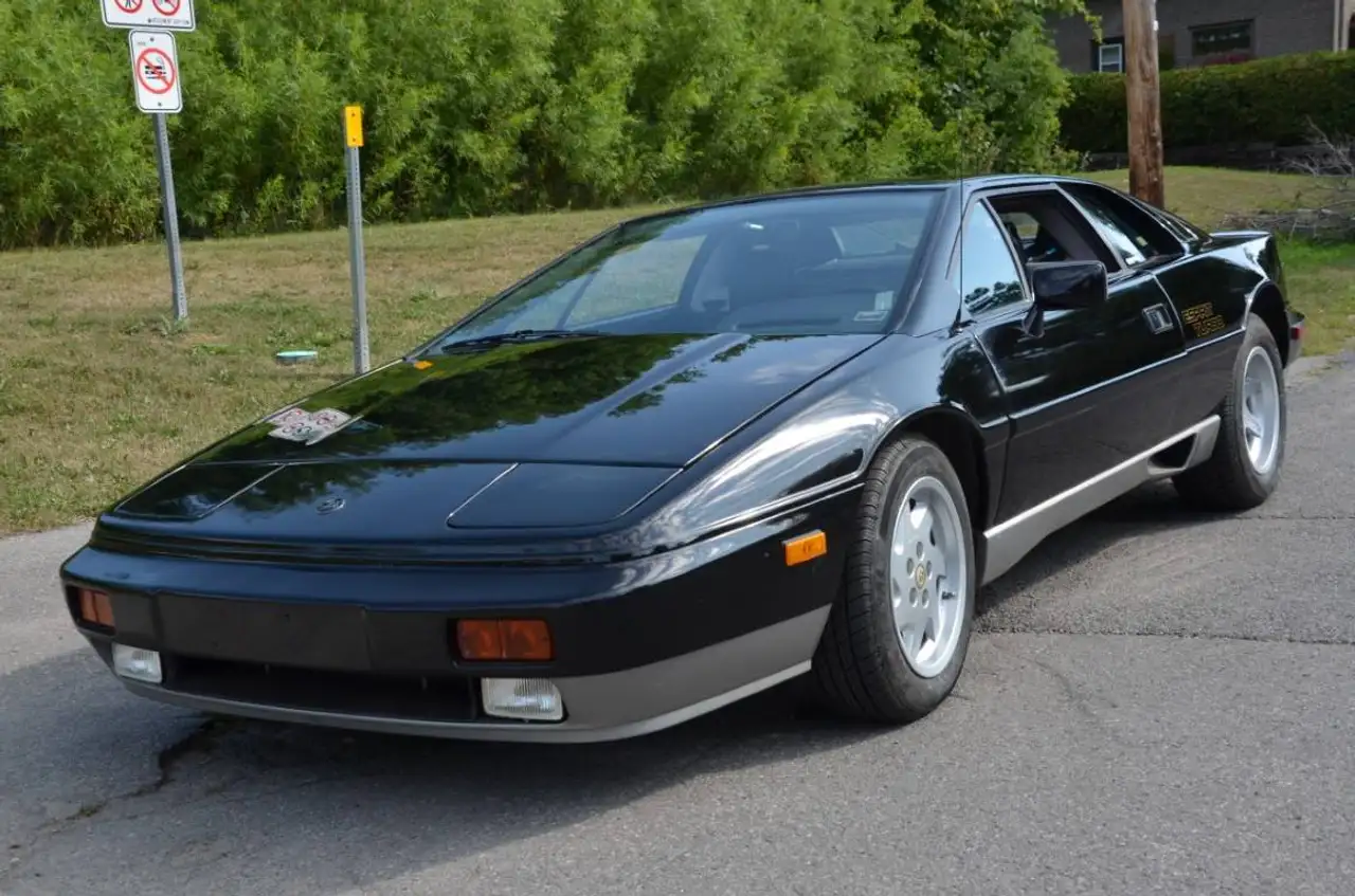 1988 Lotus Esprit