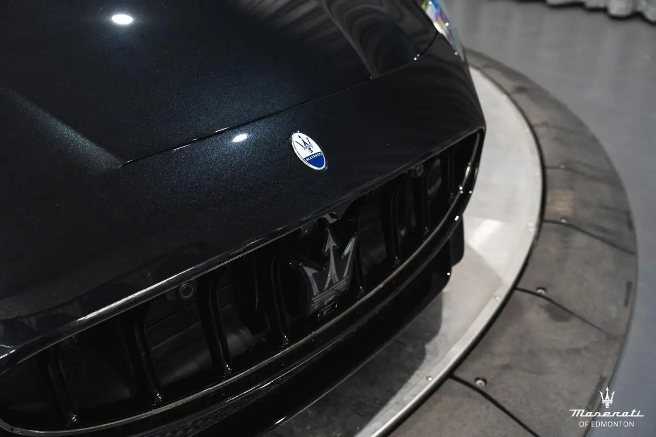Maserati GranTurismo снимка Maserati GranTurismo