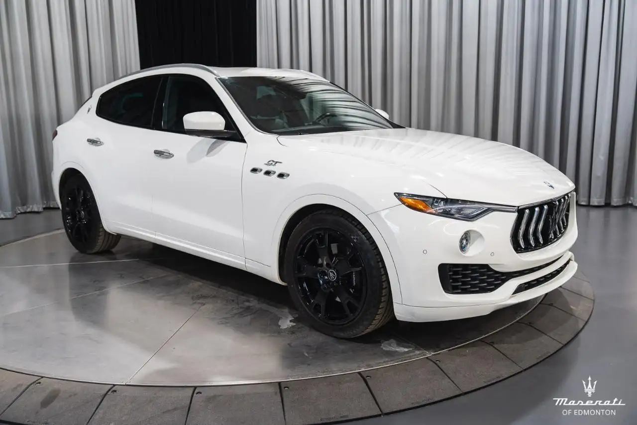 Maserati Levante снимка Maserati Levante