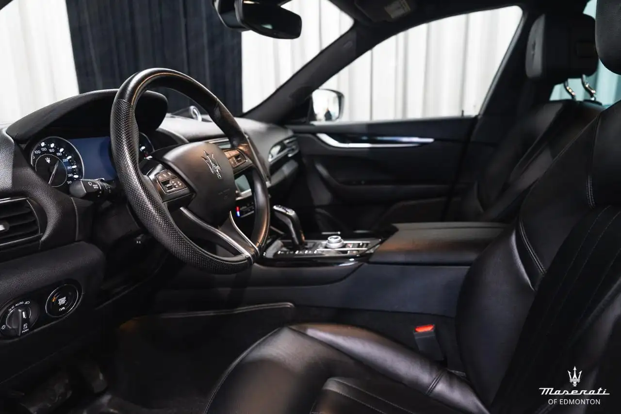 Maserati Levante снимка Maserati Levante