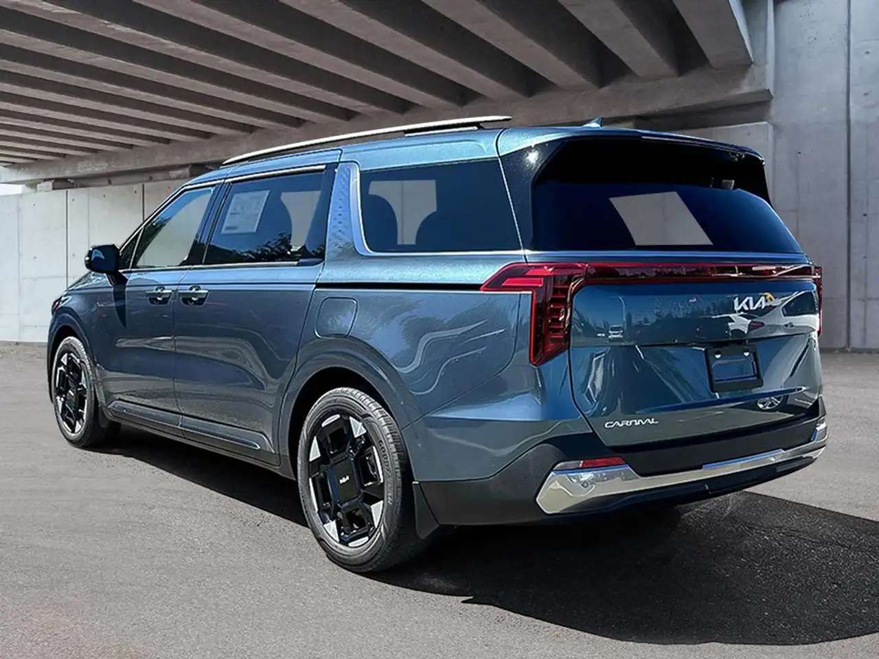 Kia Carnival photo Kia Carnival