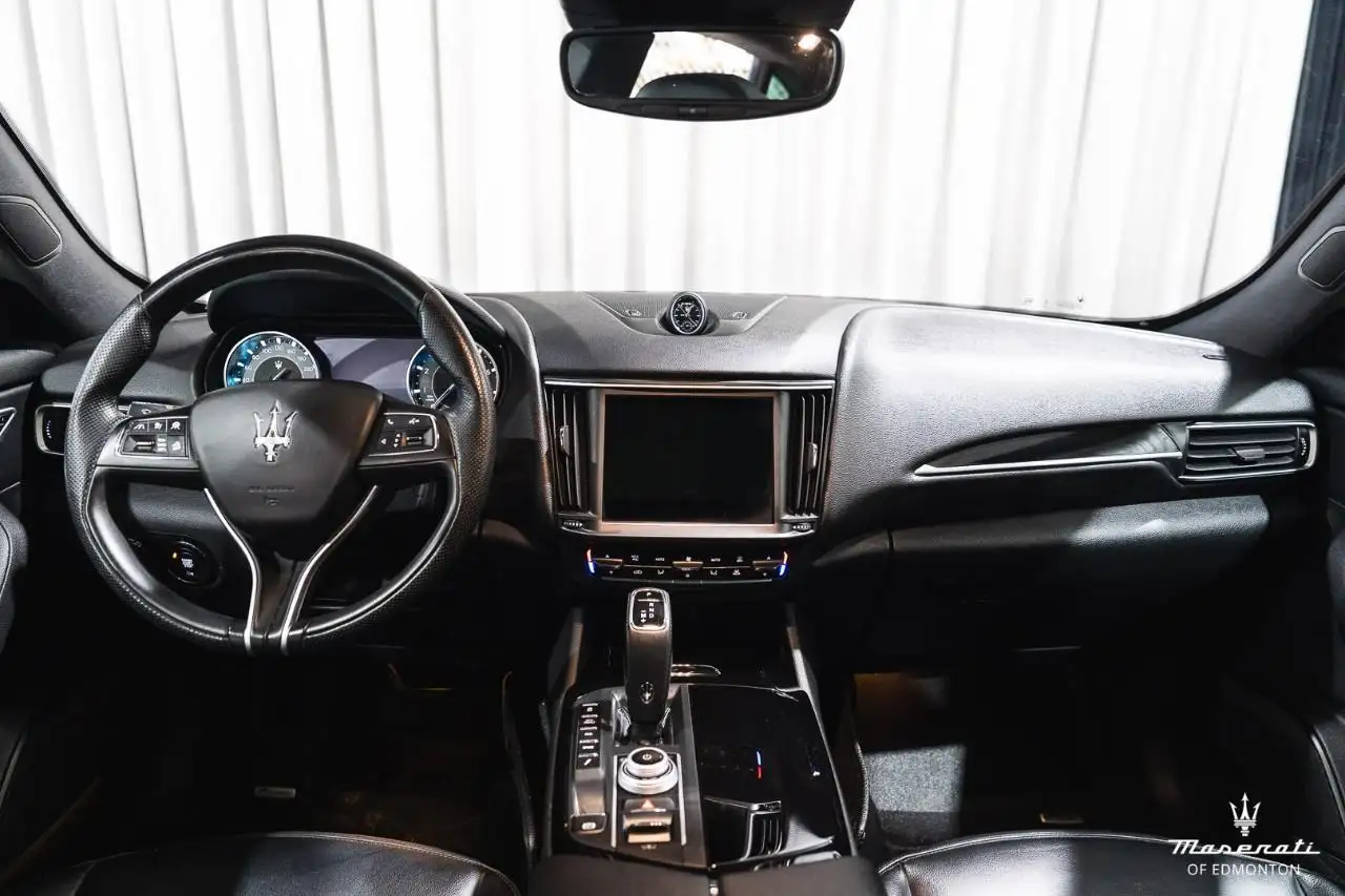 Maserati Levante снимка Maserati Levante