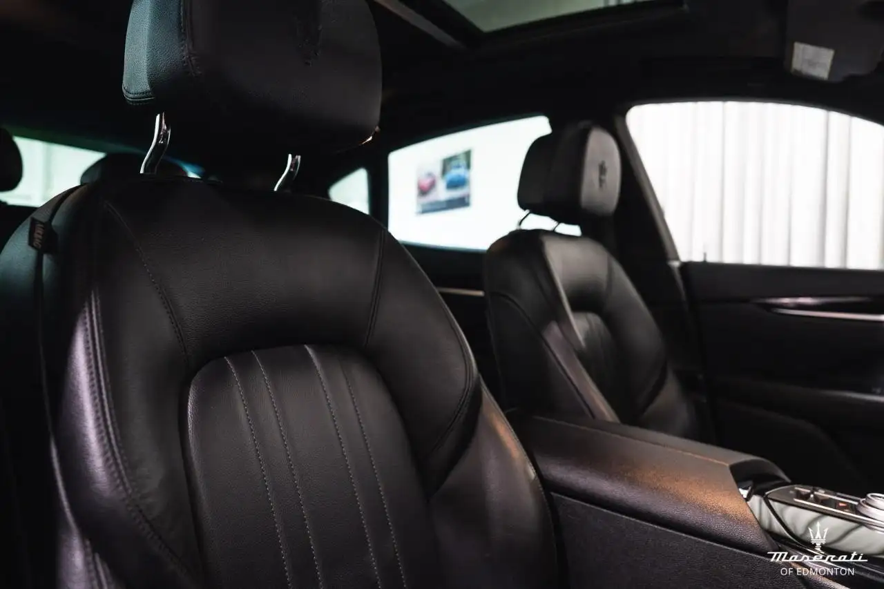 Maserati Levante снимка Maserati Levante