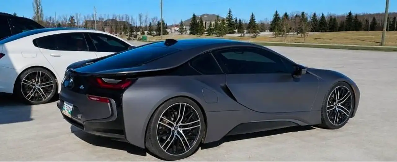 BMW i8 photo BMW i8