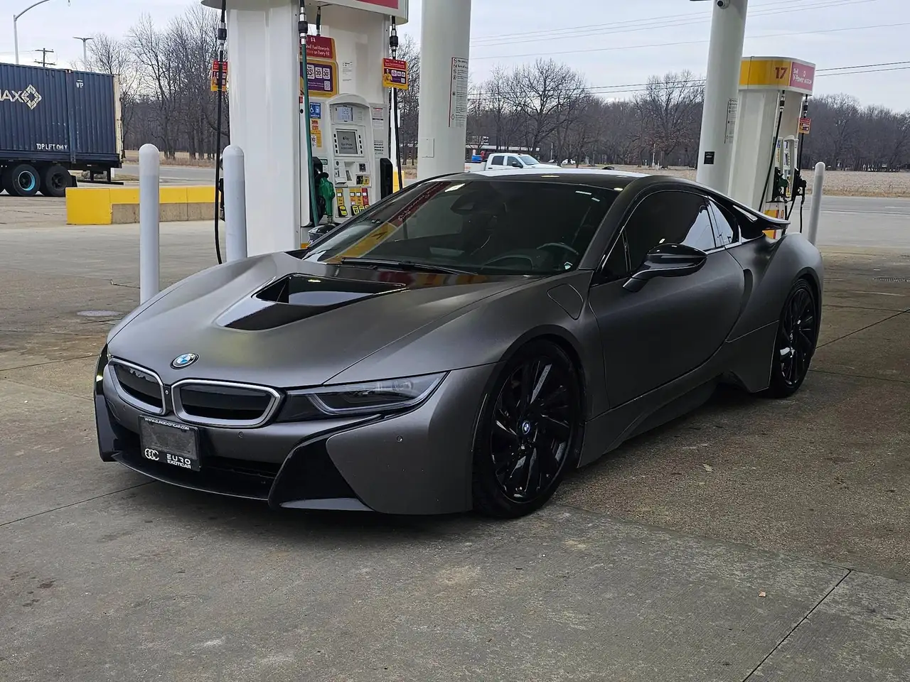 BMW i8 photo BMW i8