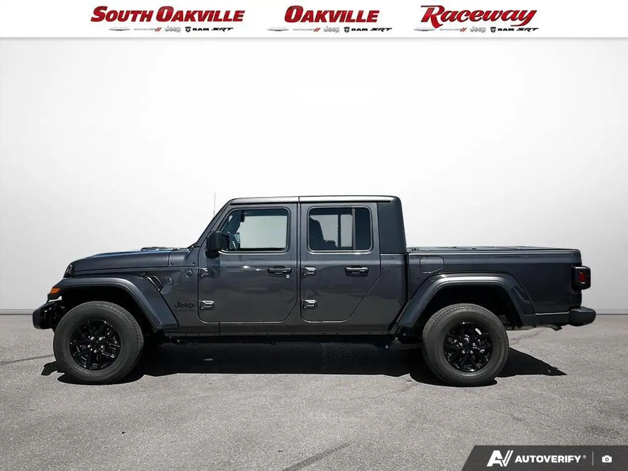 Jeep Gladiator photo Jeep Gladiator