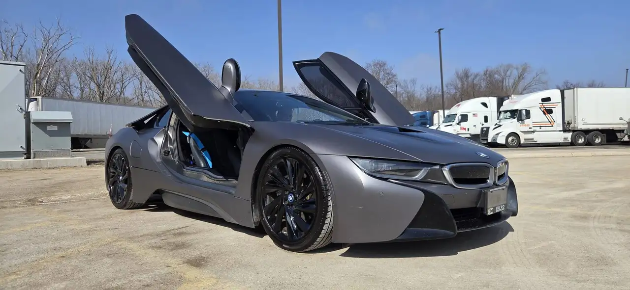 BMW i8 photo BMW i8