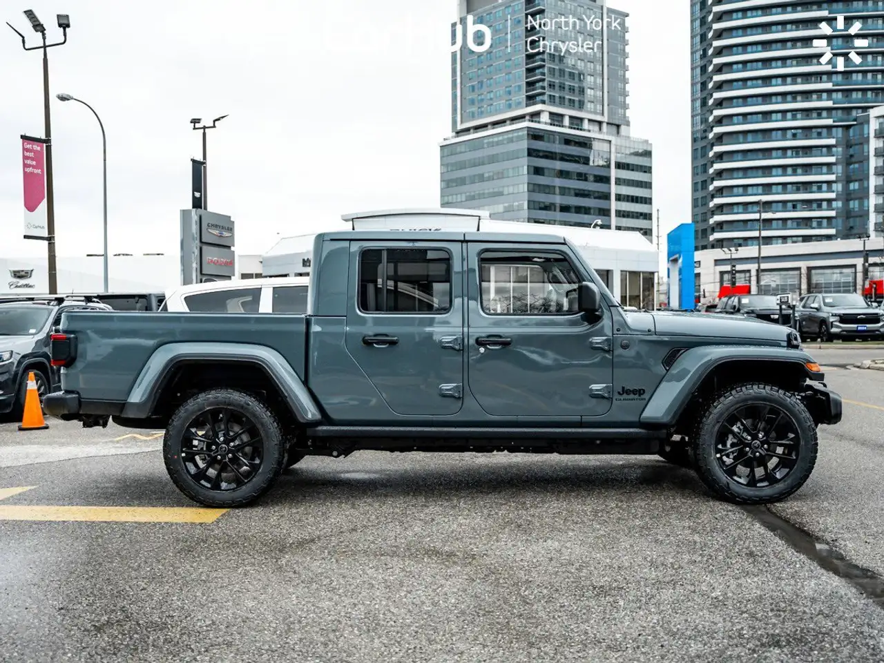 Jeep Gladiator photo Jeep Gladiator