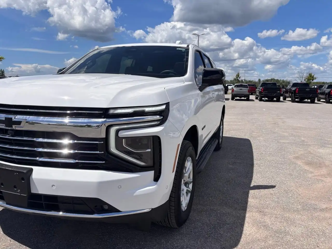 Chevrolet Tahoe снимка Chevrolet Tahoe