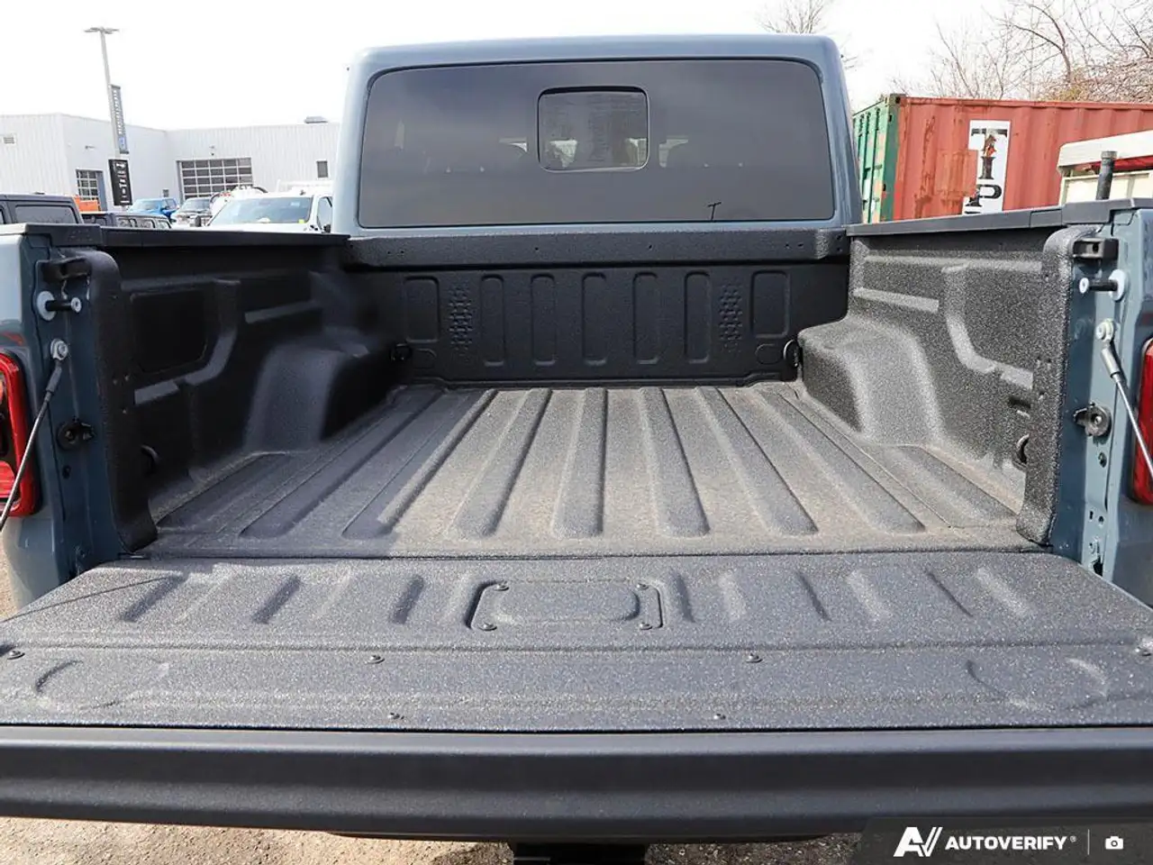 Jeep Gladiator photo Jeep Gladiator