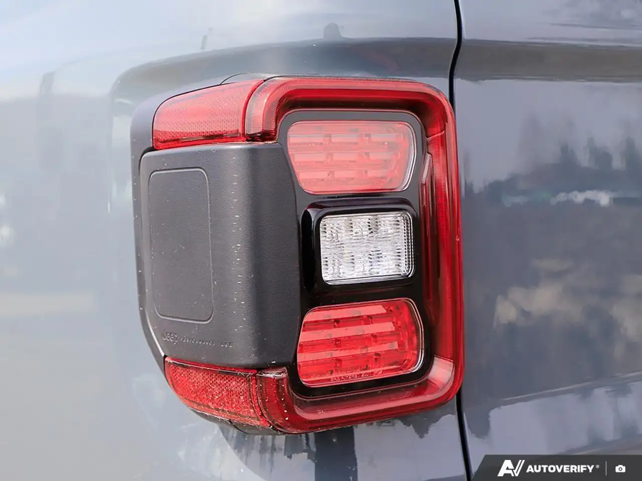 Jeep Gladiator photo Jeep Gladiator