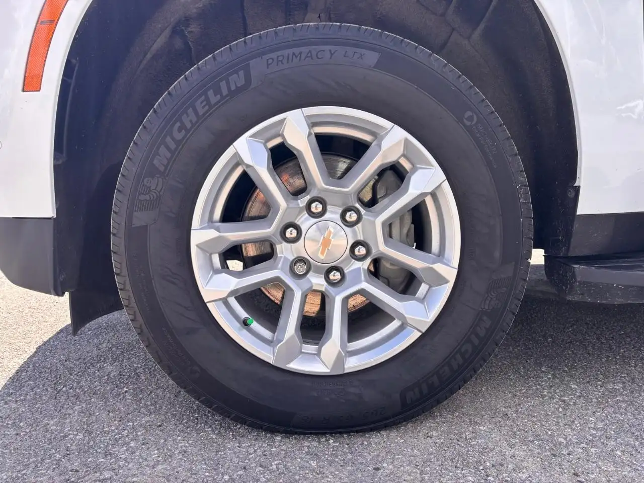 Chevrolet Tahoe снимка Chevrolet Tahoe