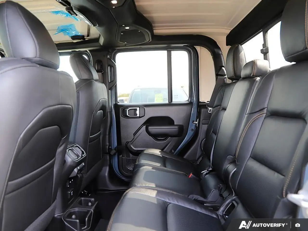Jeep Gladiator photo Jeep Gladiator