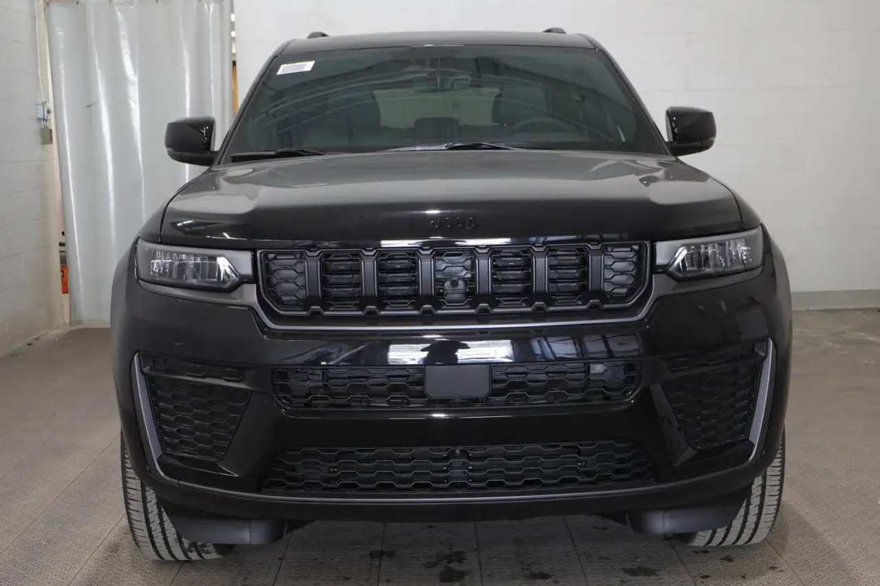 Jeep Grand Cherokee photo Jeep Grand Cherokee