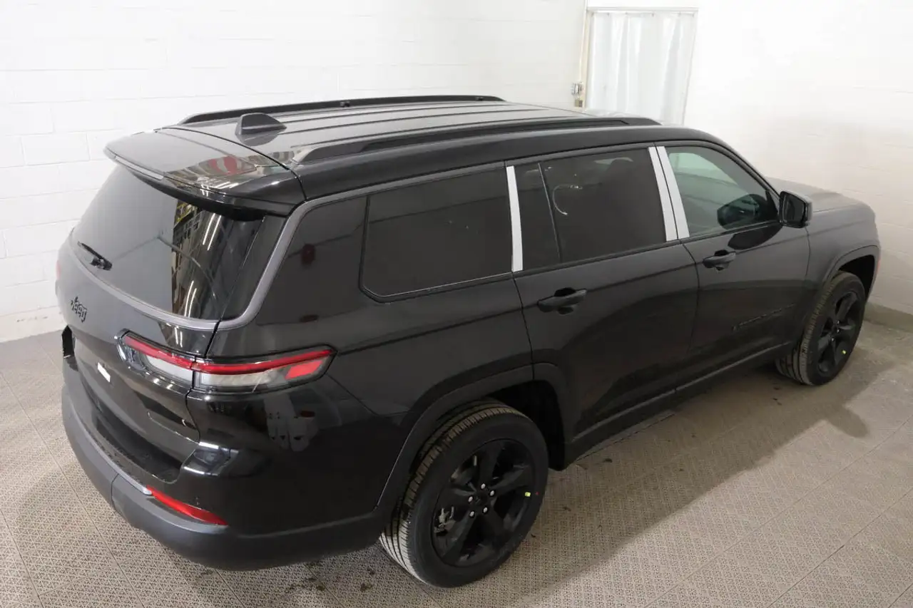 Jeep Grand Cherokee photo Jeep Grand Cherokee